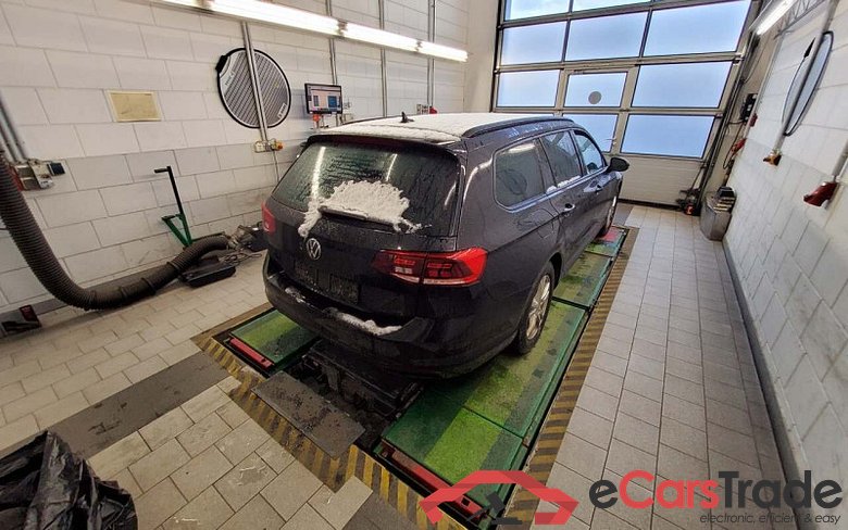 Volkswagen Passat Variant (CB5)(03.2019->2024) DE - Kb5 2.0 TDI BMT/Start-Stopp EU6d, (EURO 6d), (Facelift) 2020 - 2024 #3