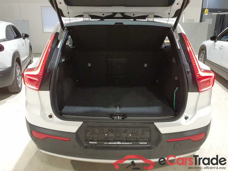 Volvo XC40 (2017->) DE - SUV5 B4 2WD EU6d, Inscription (EURO 6d), 2020 - 2022 #5