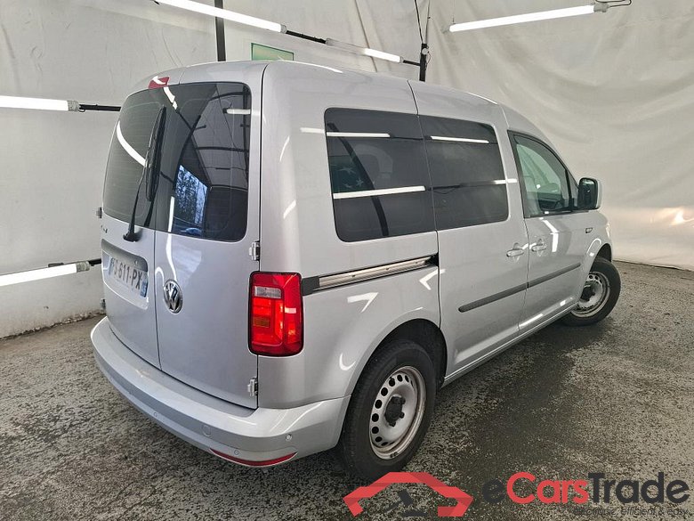 VOLKSWAGEN Caddy Van / 2015 / 4P / Fourgonnette 2.0 TDI 102 DSG6 Business Line Plus #3