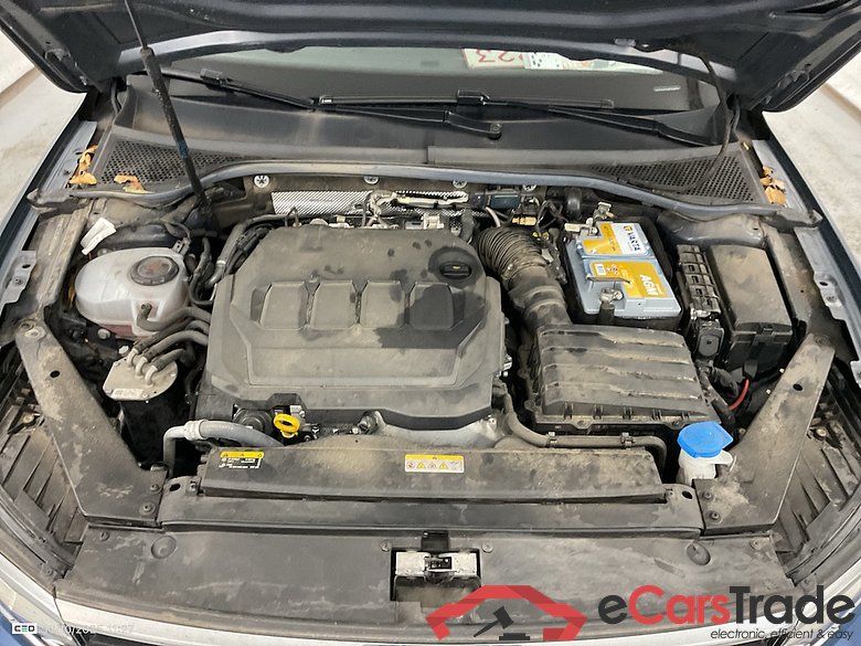 VOLKSWAGEN PASSAT VARIANT 1.6 TDI SCR MSQ VARIANT ELEGANCE BUSINES #6