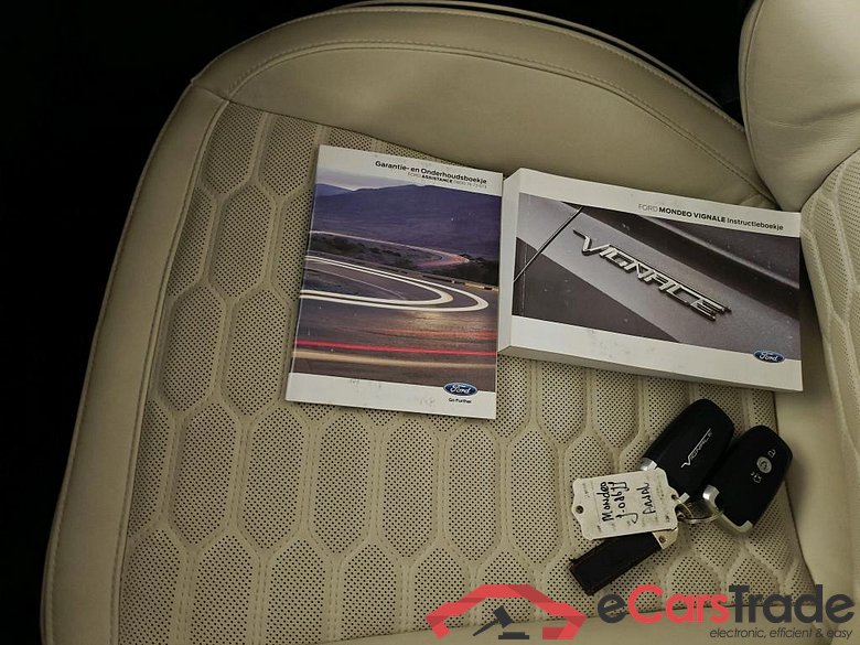 Ford Mondeo 2.0 Hybride Vignale eCVT automaat Wagon 5d #4