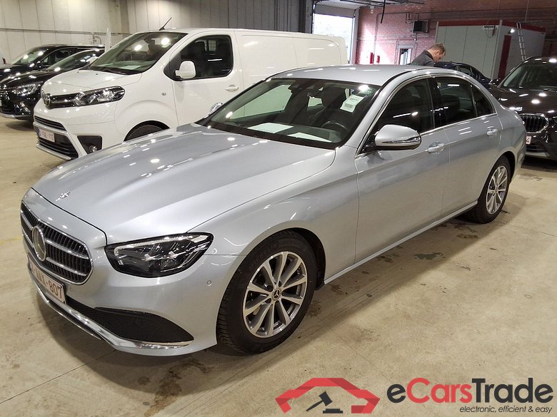 MERCEDES-BENZ E-Klasse 1.6 E 200 D BUSINESS SOLUTION AUTO #1