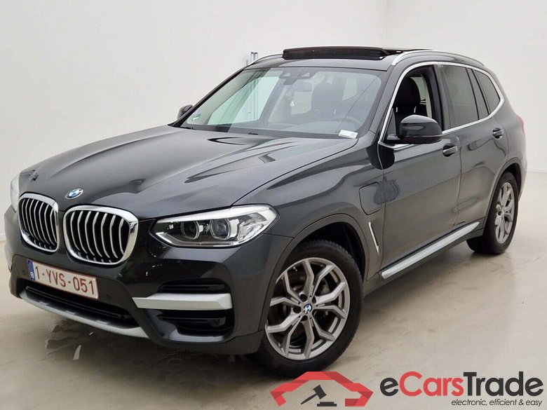 BMW X3 XDRIVE30E AUT. #1