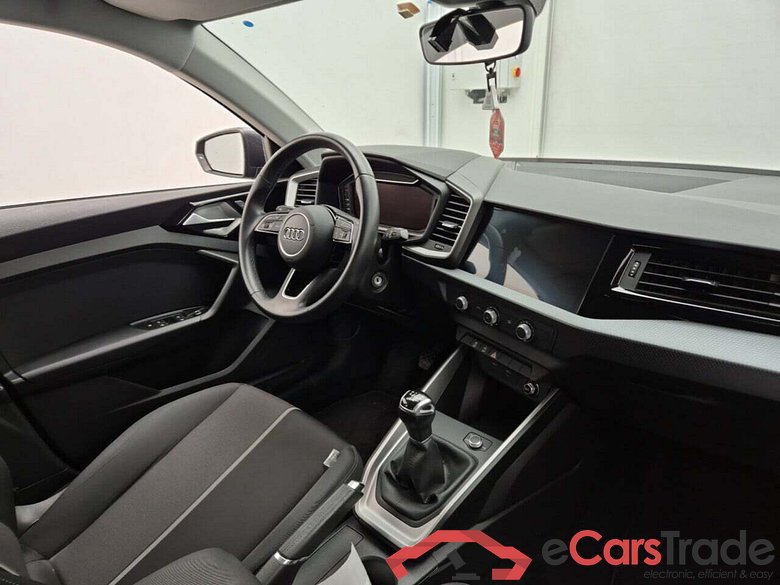 AUDI A1 1.0 25 TFSI ATTRACTION #3