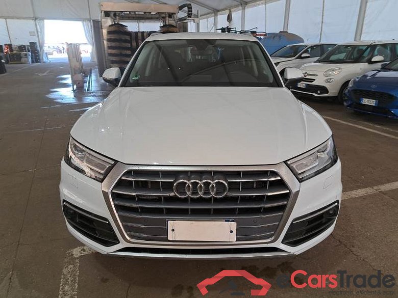 AUDI Q5 / 2016 / 5P / SUV 50 TFSI E BUSINESS QUATTRO S TRONIC #6
