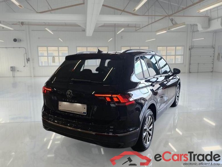 VOLKSWAGEN TIGUAN / 2020 / 5P / SUV 2.0 TDI SCR 110KW LIFE DSG #2