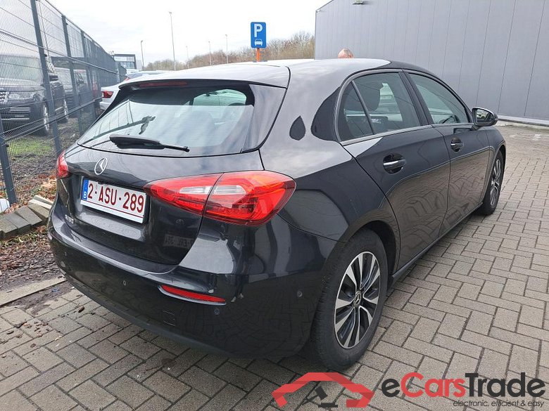 MERCEDES-BENZ CLASS A (W177) A 160 Business Solution #4