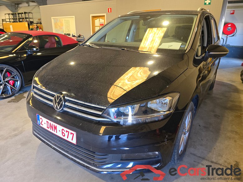 Volkswagen Touran 1.5 TSI Highline 7PL Aut. Virtual ACC Navi Alcantara KeylessGo Camera Klima PDC ...