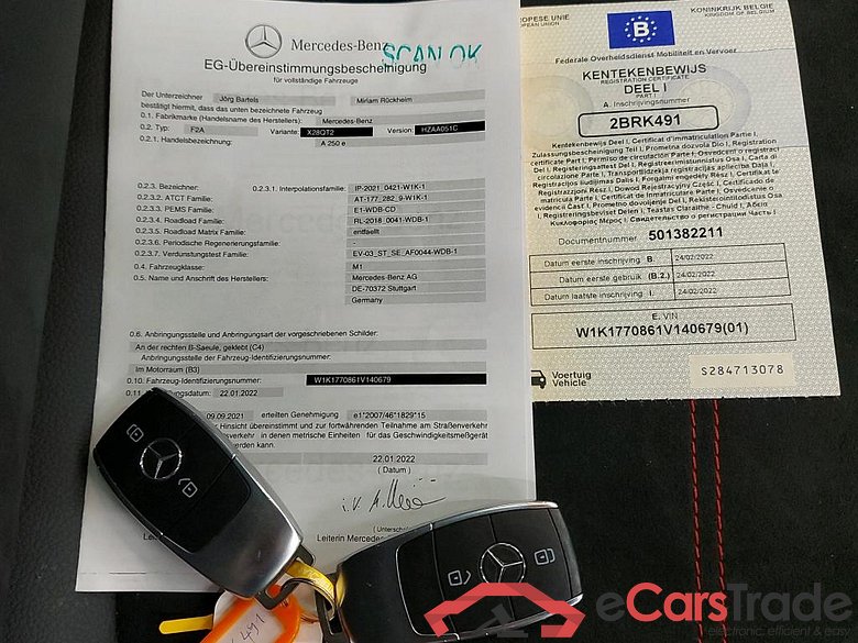 MERCEDES - MER A 250 e Business Solution 218PK  Business Solution AMG with Pano Roof *Hybrid* #4