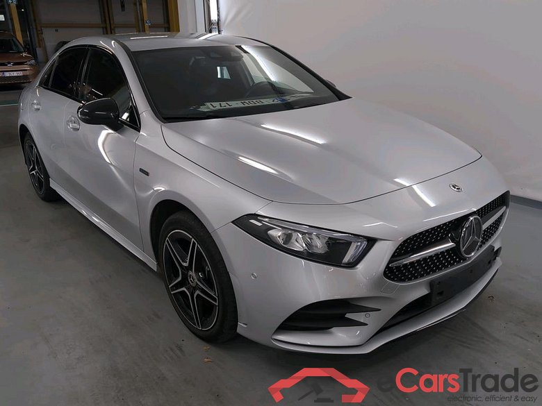 MERCEDES-BENZ A-CLASS LIMOUSINE 1.3 A 250 E BUSINESS SOLUTION DCT #2