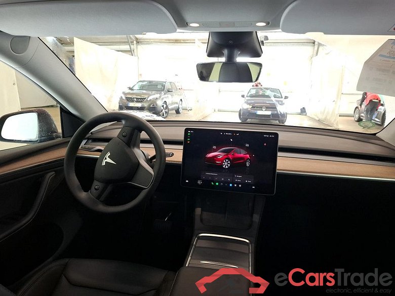 TESLA Model Y / 2020 / 5P / SUV Grande Autonomie Dual-Motor AWD #6