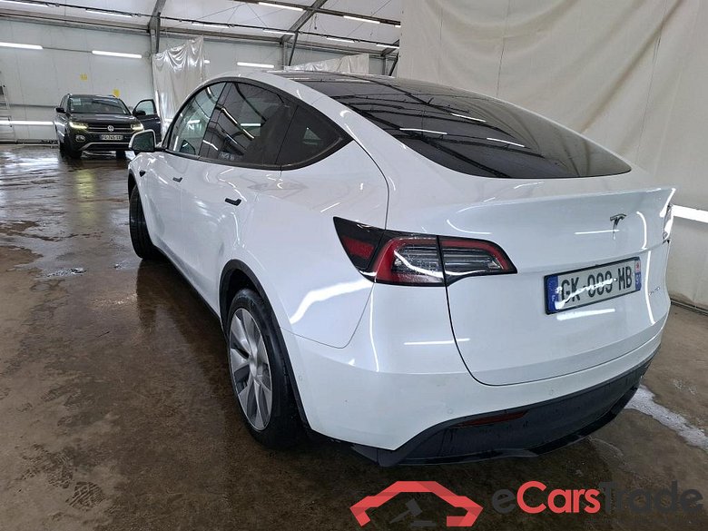 TESLA Model Y / 2020 / 5P / SUV Grand Autonomie Dual Motor AWD #3