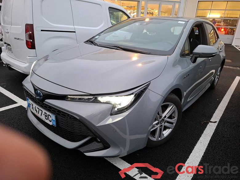 TOYOTA Corolla / 2018 / 5P / Berline Hybride 122h Dynamic Business Stage Acad #1