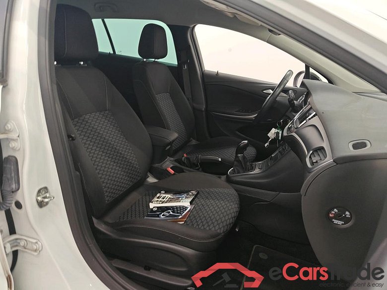 Opel Astra Sports Tourer 1.2 turbo 107kW Edition 5d #3