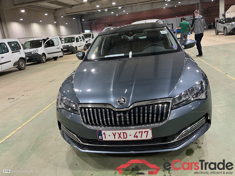 SKODA SUPERB COMBI 2.0 CRTDI 90KW DSG7 STYLE #2