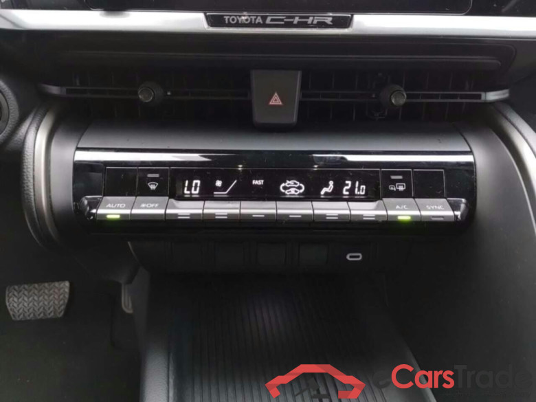 TOYOTA C-HR 1.8 Hybrid 140 Dynamic #6