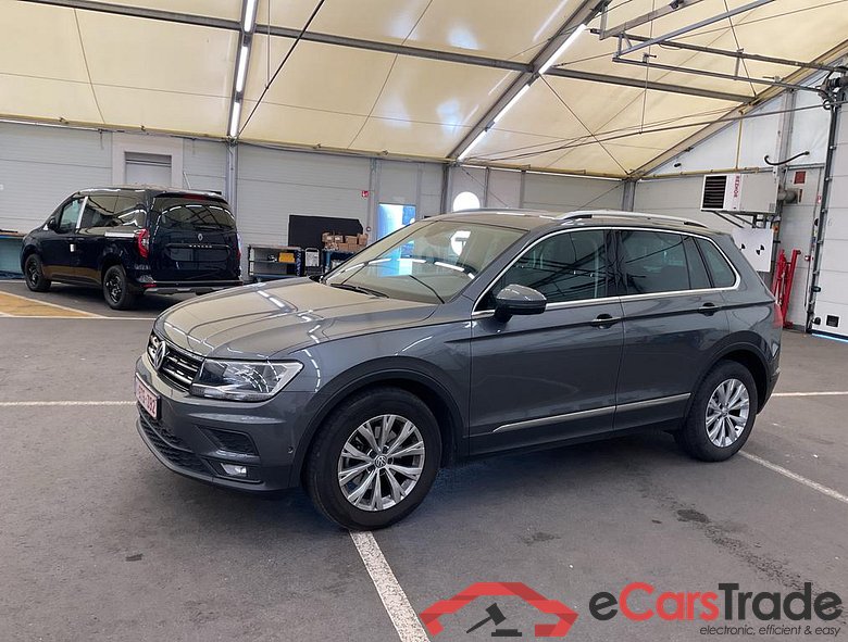 VOLKSWAGEN Tiguan 1.4 TSI 92 kW (125 ch) 6 vitesses manuel