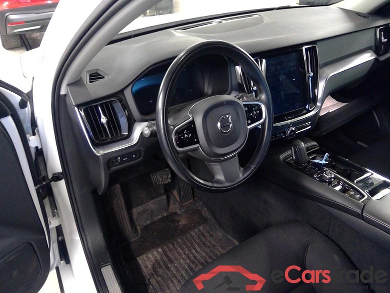 V60 T8 Momentum Edition Aut. #5