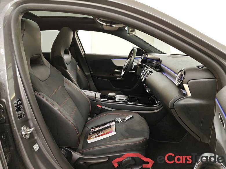 Mercedes-Benz A-Klasse A 200 7G-DCT Business Solution AMG 5d + Pano #3
