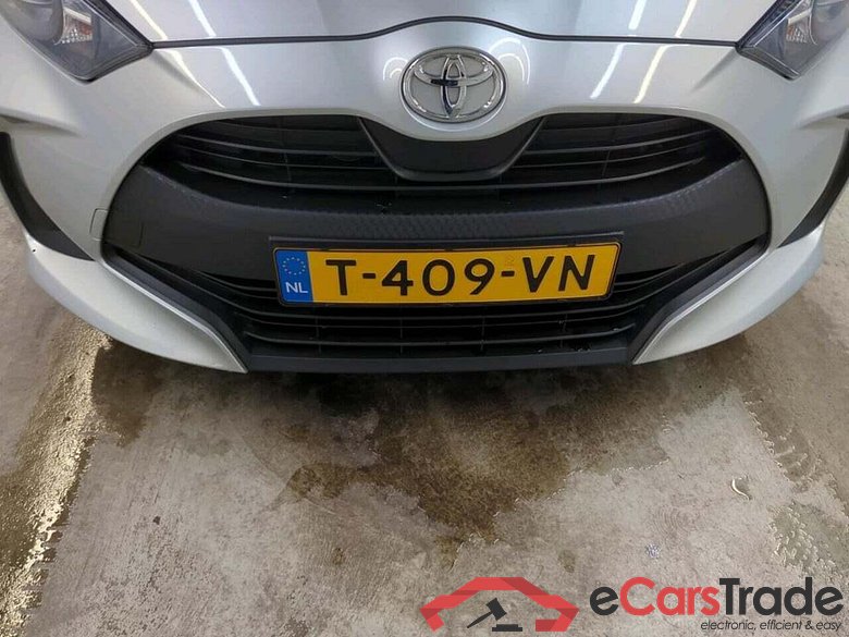 TOYOTA Yaris 1.5 VVT-i Active #4
