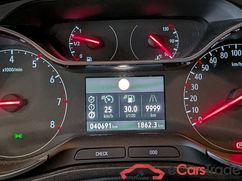 OPEL Crossland X 1.2 T. Innovation #6