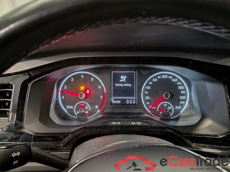 VOLKSWAGEN POLO 1.0 TSI Comf.l. Bus. #6