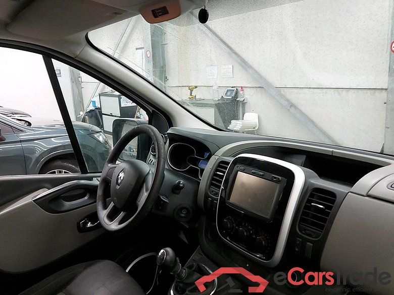 RENAULT - REN TRAFIC dCi 95PK Grand Confort L1H1 & Media Nav & Towing Hook #3