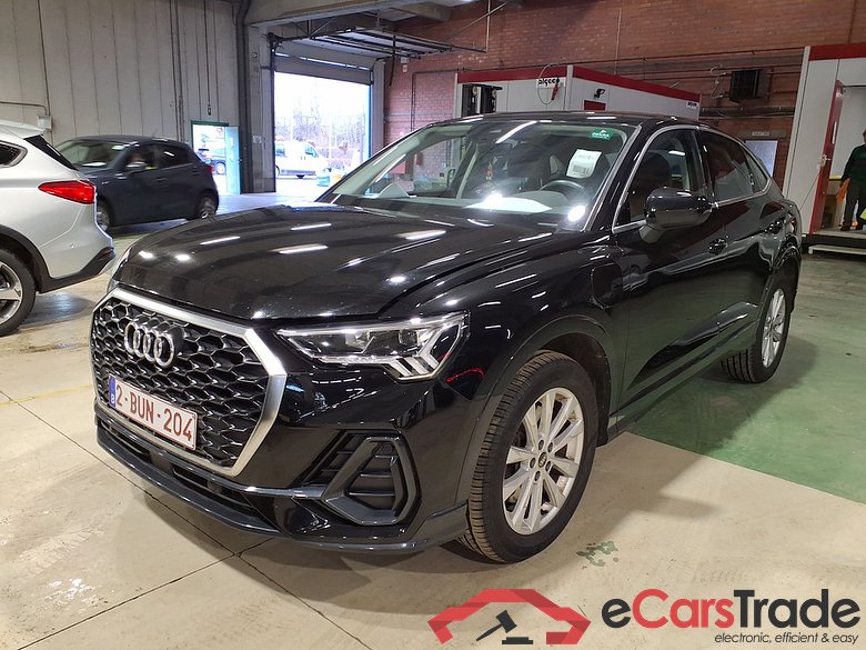 AUDI Q3 Sportback 1.4 45 TFSI E S TRONIC #1