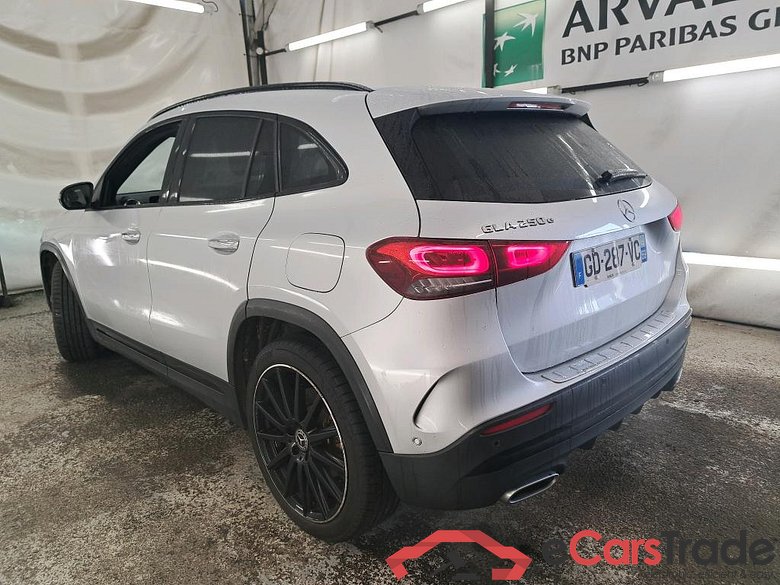 MERCEDES-BENZ GLA / 2020 / 5P / SUV 1.3 GLA 250 e AMG LINE DCT #2