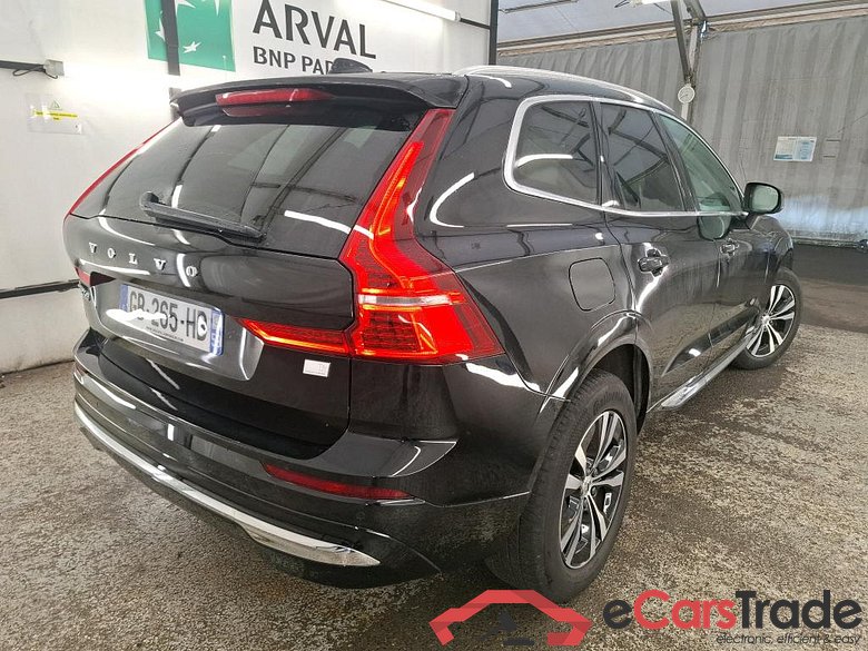 VOLVO XC60 / 2021 / 5P / SUV Recharge T6 340 Geartro Inscription Busi #3