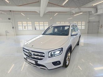 Mercedes GLB 200