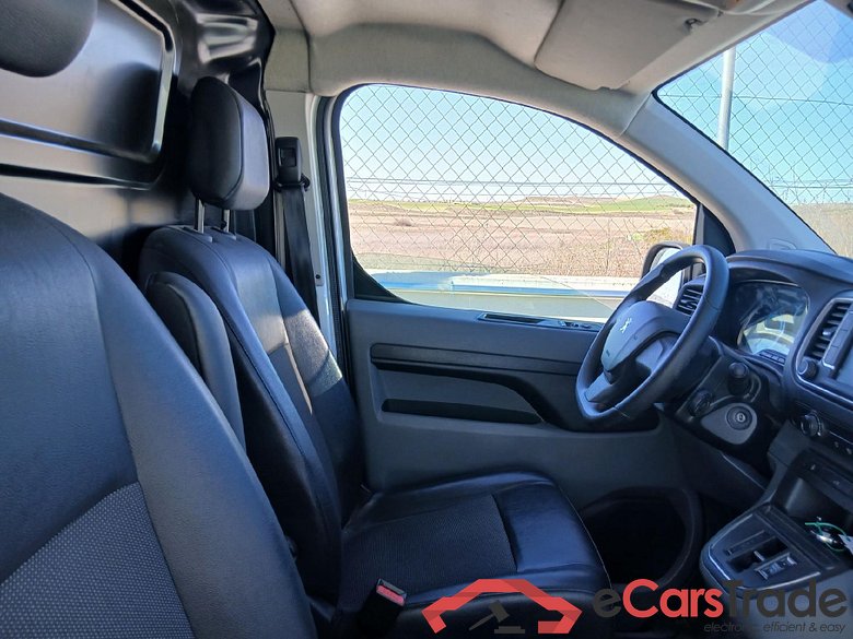 PEUGEOT e-Expert / 2016 / 4P / furgón Furgón Premium Eléctrico 75kWh Standard #6