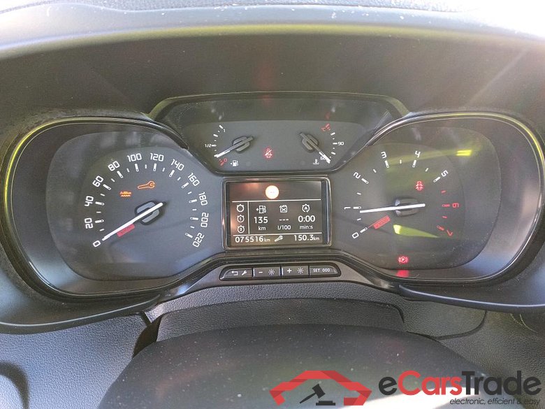 CITROEN Berlingo / 2015 / 4P / combi Talla M BlueHDi 100 S&S LIVE (IND) #4