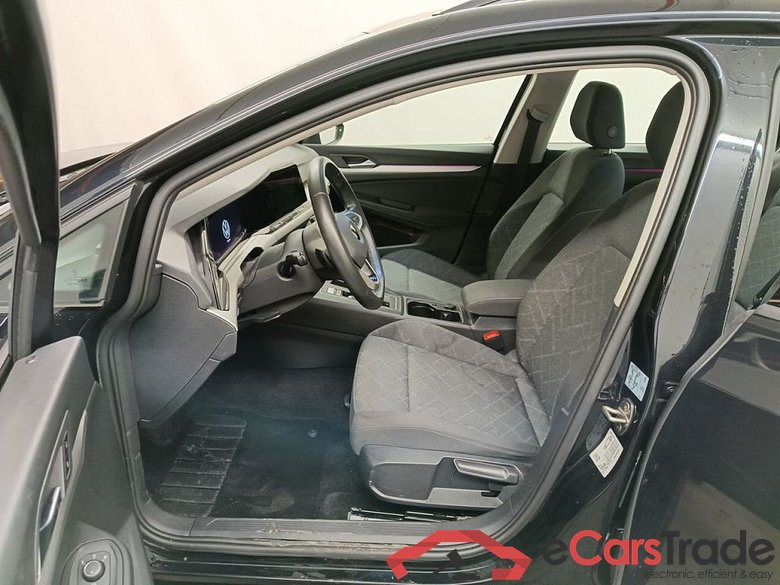 Volkswagen Golf Variant VIII 2.0 TDI 85kW DSG Life 5d #3