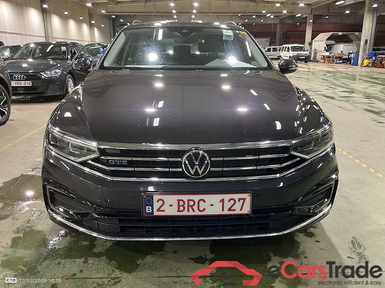 VOLKSWAGEN PASSAT VARIANT 1.4 TSI MSQ VARIANT GTE BUSINESS #2