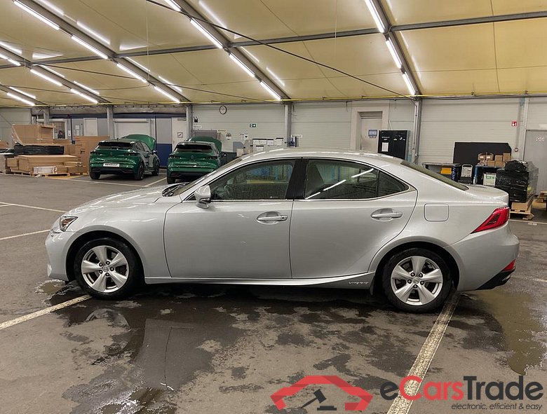 Lexus IS 300h Hybrid Aut. LED-Xenon Navi 1/2 Leather KeylessGo Klima PDC ... #4