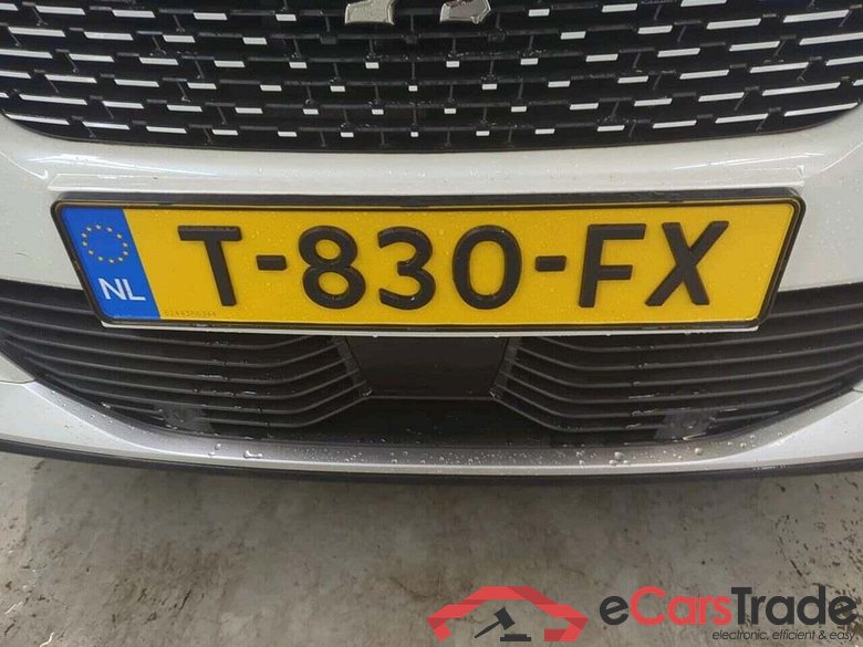 PEUGEOT e-2008 EV GT 50 kWh #4