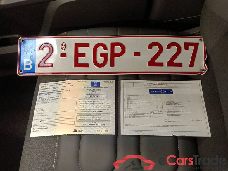 Citroën C3 Aircross 1.5 BlueHDi 110 S&S MAN6 Shine 5d #4