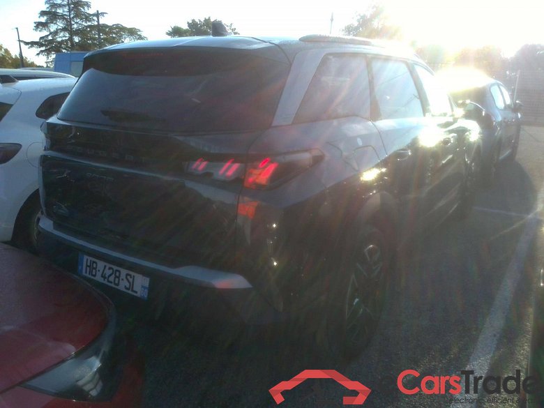 Peugeot 5008 Allure Hybrid 136 (e-DCS6) 1.2L #2