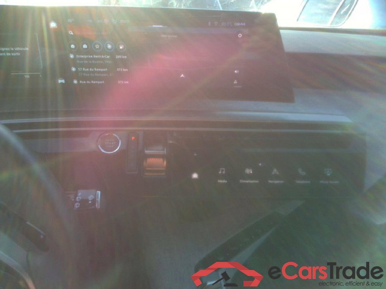 Peugeot 5008 Allure Hybrid 136 (e-DCS6) 1.2L #6