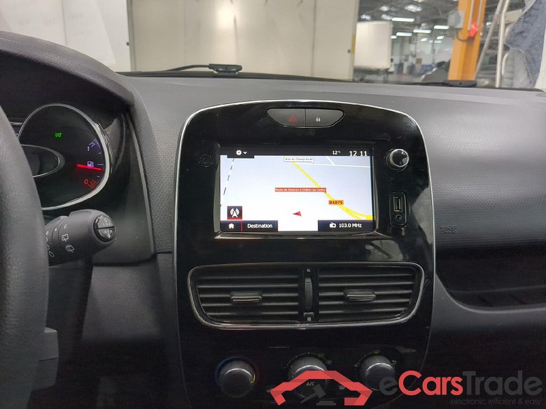 Clio IV Air MediaNav 1.5 dCi 75CV BVM5 E6 #6