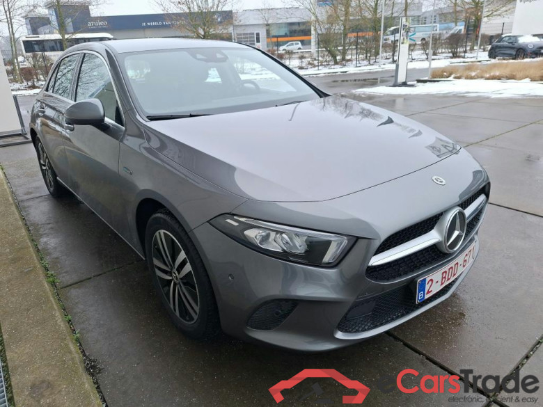 Mercedes A 250e Plug-In Hybrid Aut. LED-Xenon Widescreen Ambient Navi Sport-Leather KeylessGo Camera Klima PDC ... #2