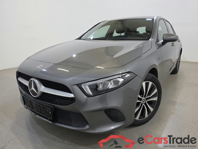 Mercedes A 250e Plug-In Hybrid Aut. LED-Xenon Widescreen Navi 1/2 Sport-Leather KeylessGo Camera Klima PDC ... #1