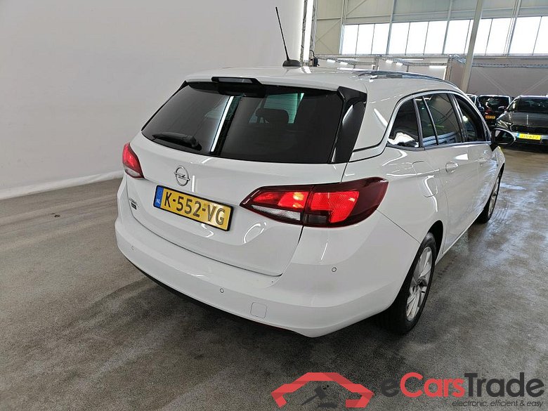 Opel Astra Sports Tourer 1.2 turbo 96kW Business Elegance 5d #2