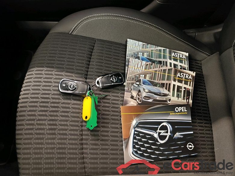 Opel Astra Sports Tourer 1.2 turbo 96kW Business Elegance 5d #4