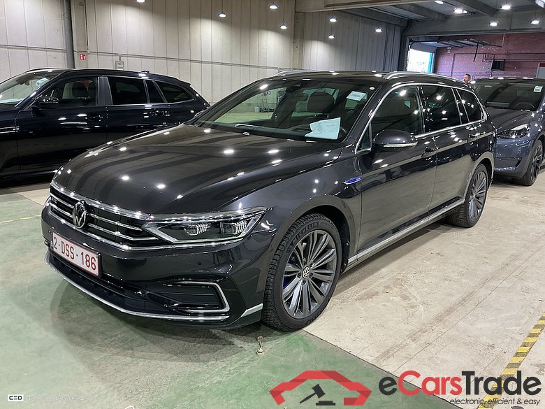 VOLKSWAGEN PASSAT VARIANT 1.4 TSI MSQ VARIANT GTE BUSINESS