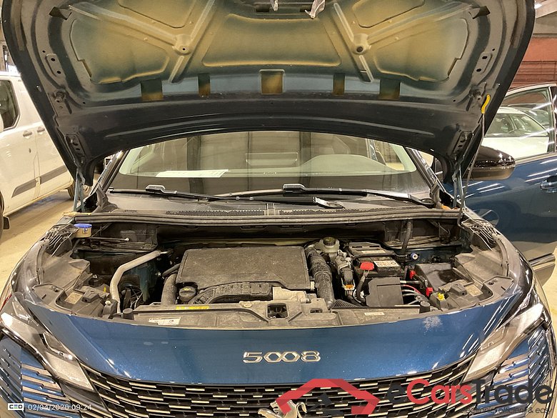 PEUGEOT 5008 1.2 PURETECH 130 ALLURE #6