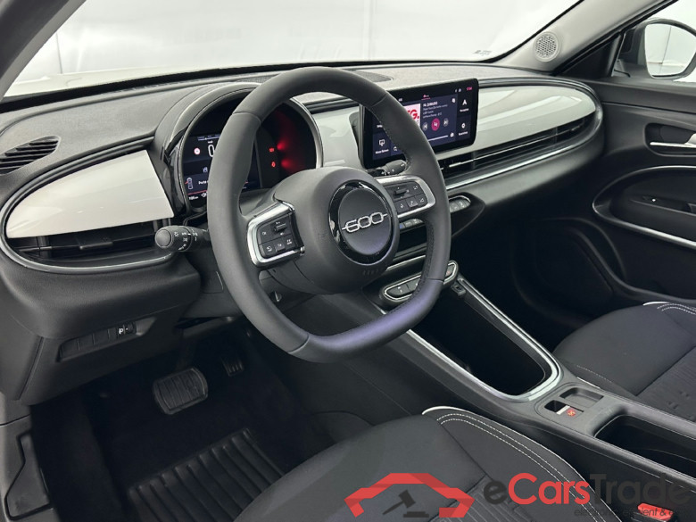 Fiat 600 Pop 1.2L Hybrid Turbo 145ch #6