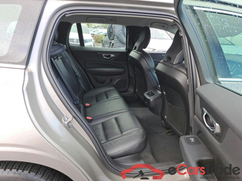 VOLVO V60 2.0 B3 GEARTRONIC MOMENTUM PRO #6