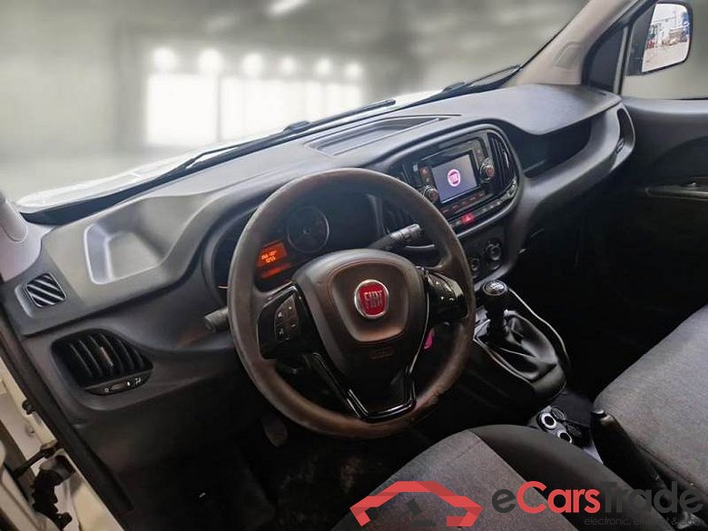 FIAT DOBLÒ CARGO / 2014 / 4P / VETT. FURGONATA CH1 LOUNGE 1.6 MJET 105CV E6D SeS #3